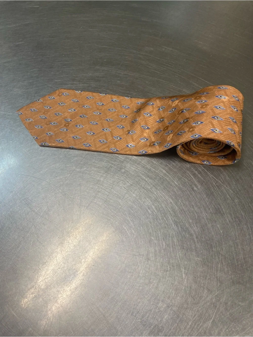 Men's Tan Geometric Pattern Silk Tie